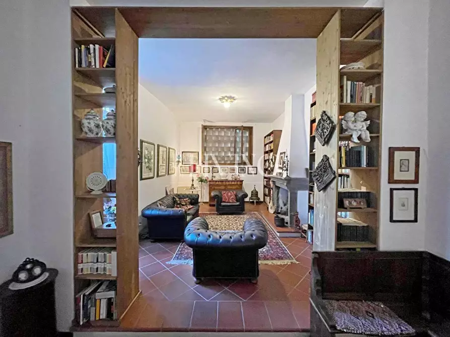 Immagine 14 di Rustico / casale in vendita  a Lucca