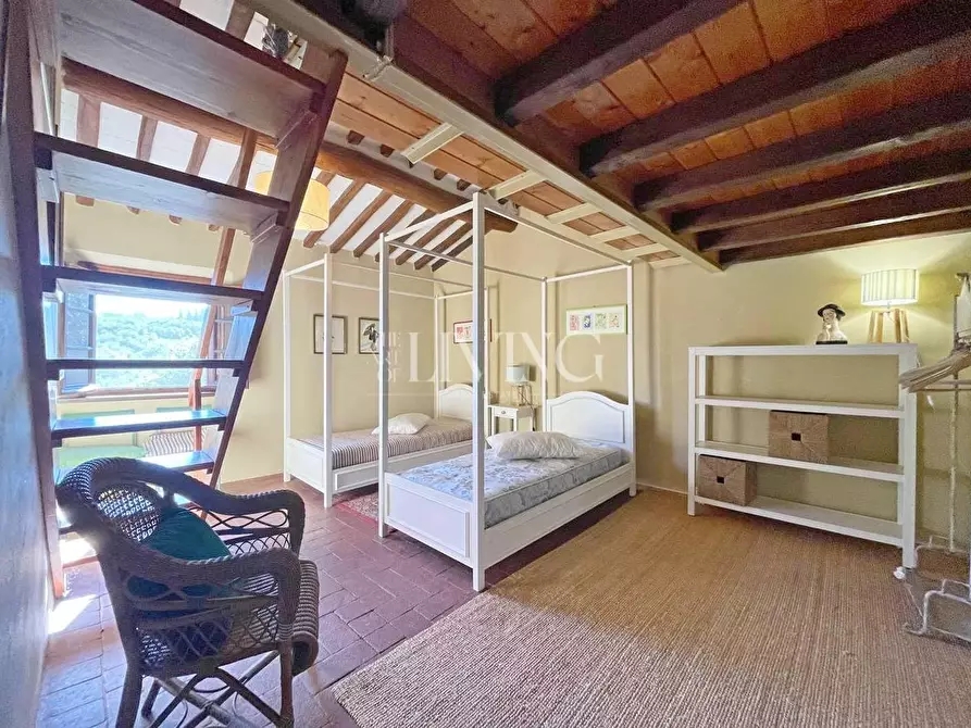 Immagine 33 di Rustico / casale in vendita  a Lucca