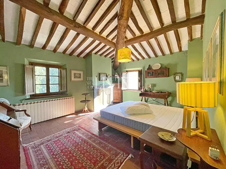 Immagine 32 di Rustico / casale in vendita  a Lucca