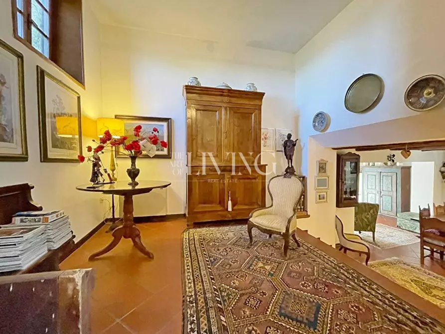 Immagine 12 di Rustico / casale in vendita  a Lucca