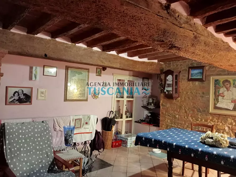 Immagine 1 di Appartamento in vendita  a Peccioli
