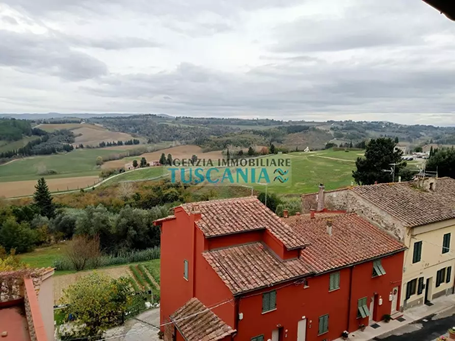 Immagine 16 di Appartamento in vendita  a Peccioli
