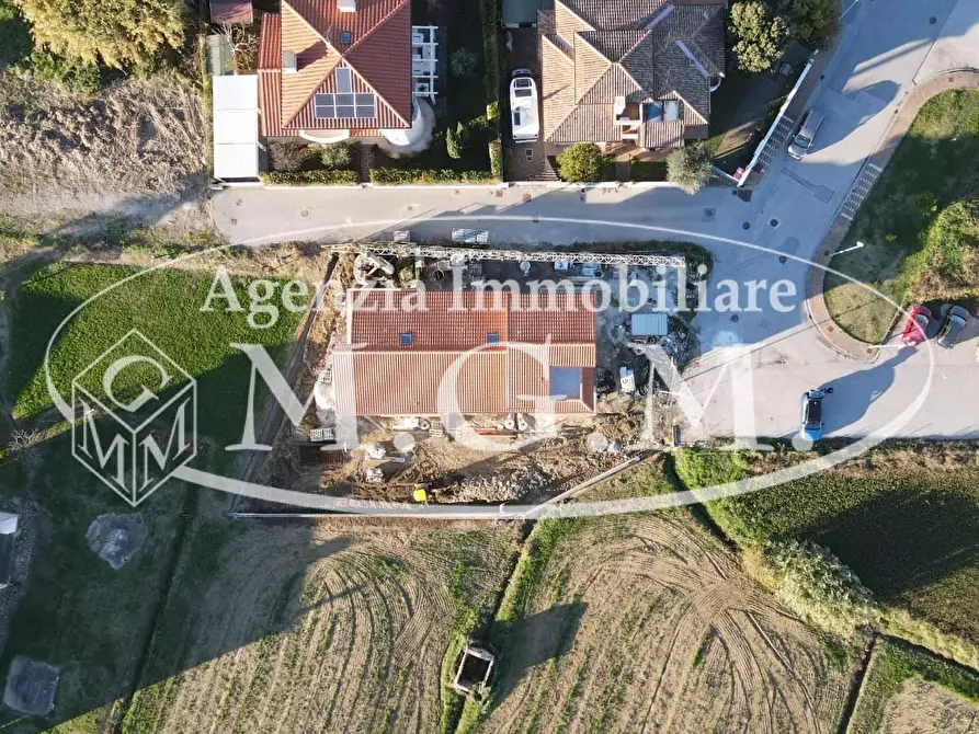 Immagine 20 di Casa trifamiliare in vendita  a Pontedera