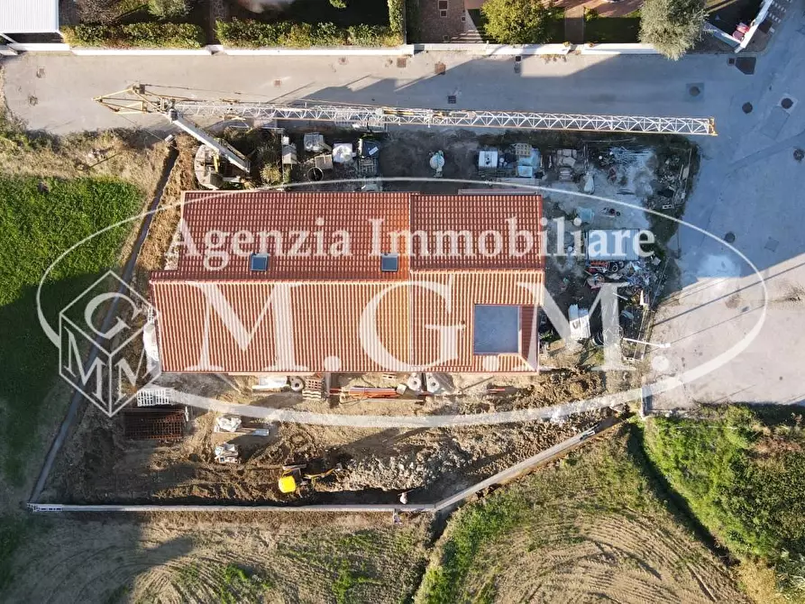 Immagine 19 di Casa trifamiliare in vendita  a Pontedera