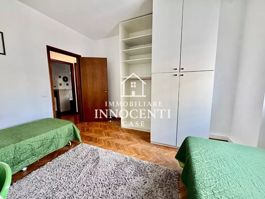 Immagine 17 di Appartamento in vendita  a Massa