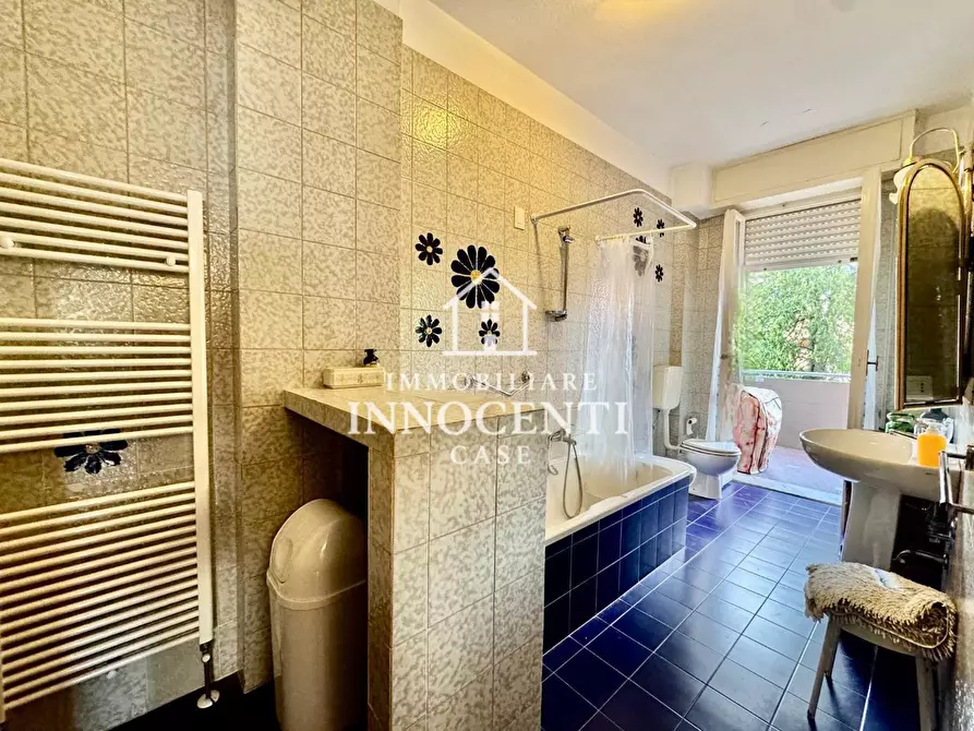 Immagine 25 di Appartamento in vendita  a Massa