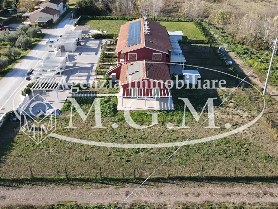 Immagine 31 di Villa in vendita  a Calcinaia