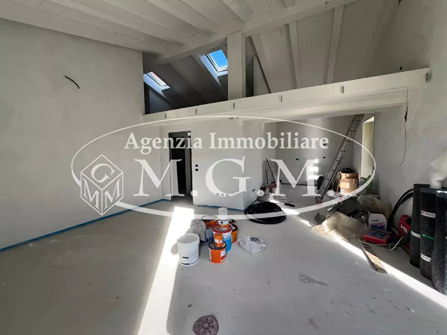 Immagine 15 di Villa in vendita  a Calcinaia