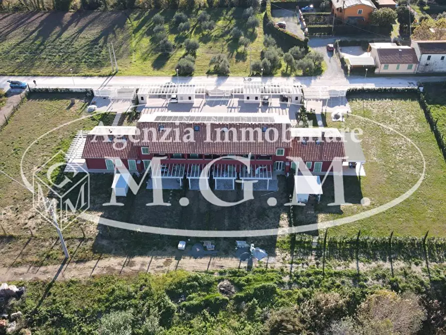 Immagine 28 di Villa in vendita  a Calcinaia