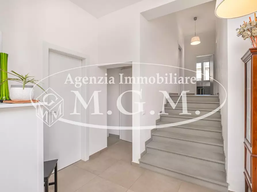 Immagine 20 di Villa in vendita  a Bientina