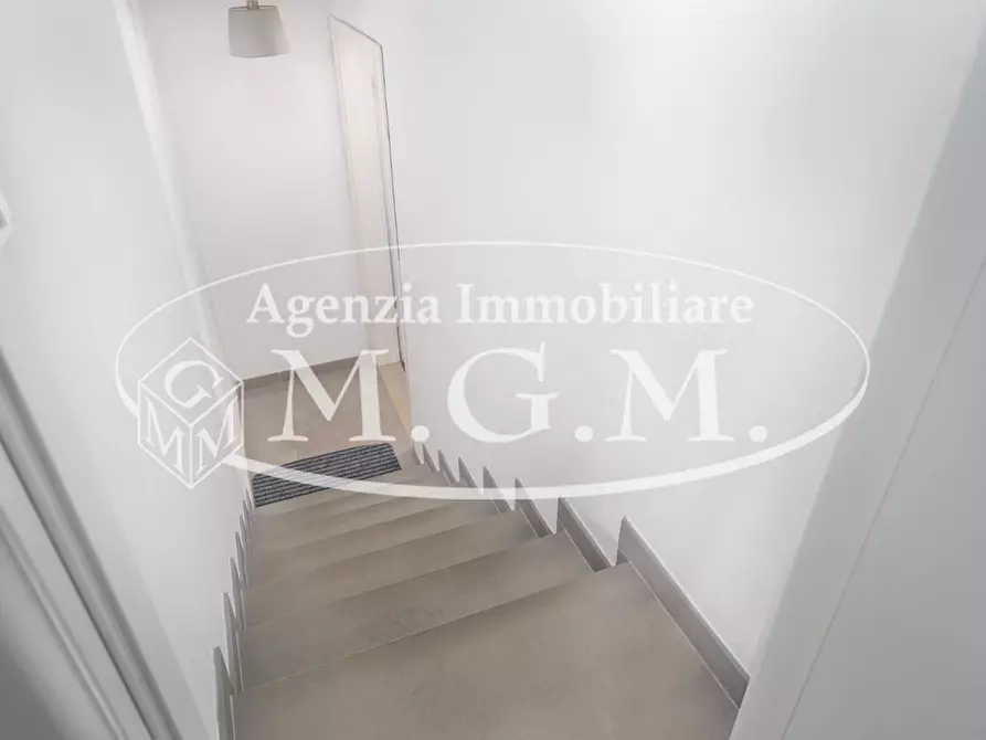 Immagine 36 di Villa in vendita  a Bientina