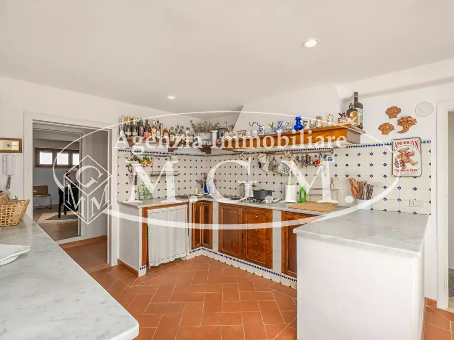 Immagine 38 di Villa in vendita  a Bientina