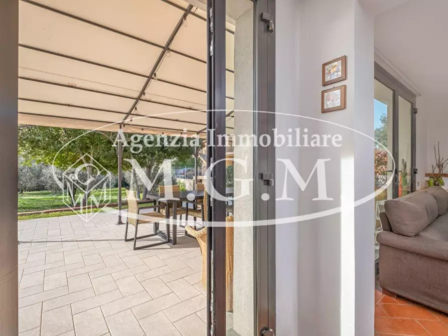 Immagine 42 di Villa in vendita  a Bientina