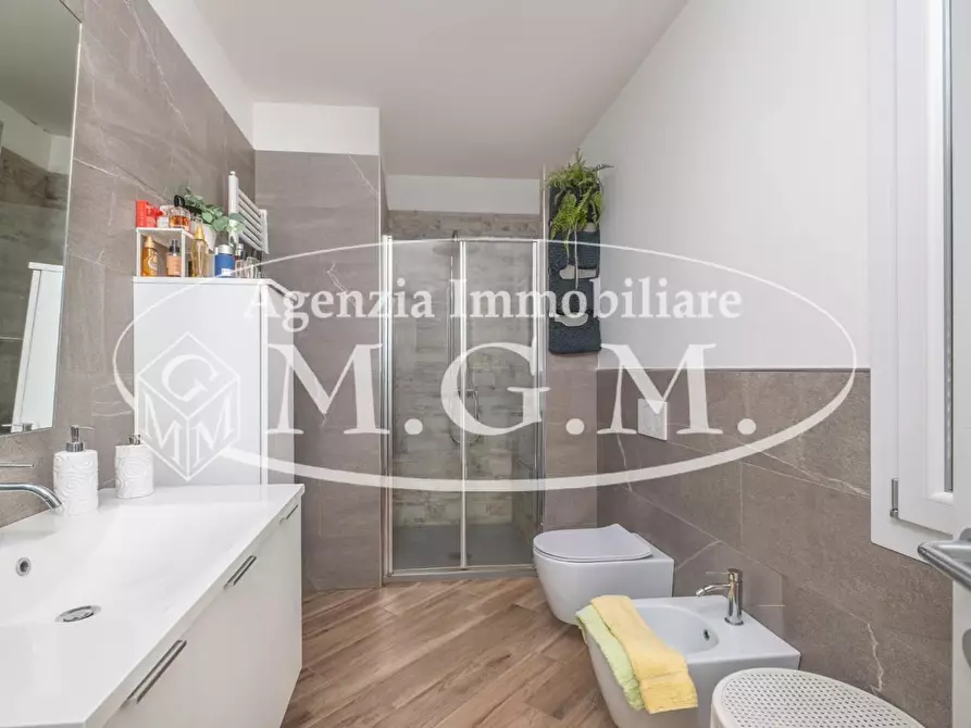 Immagine 26 di Villa in vendita  a Bientina