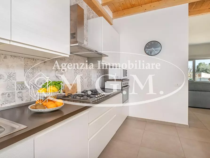 Immagine 19 di Villa in vendita  a Bientina