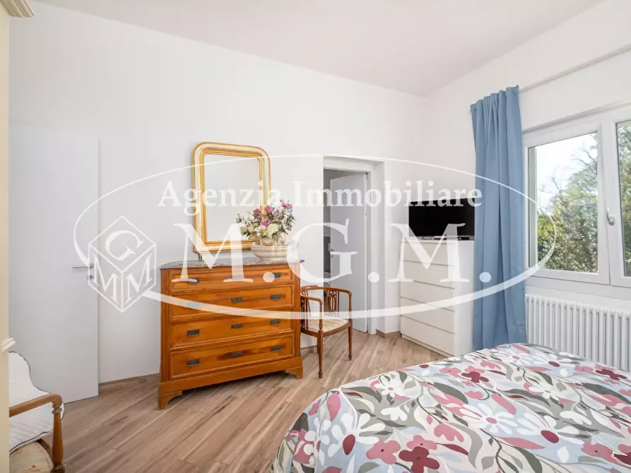 Immagine 25 di Villa in vendita  a Bientina