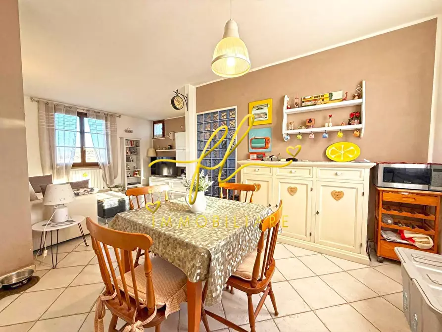 Immagine 8 di Appartamento in vendita  a Cecina