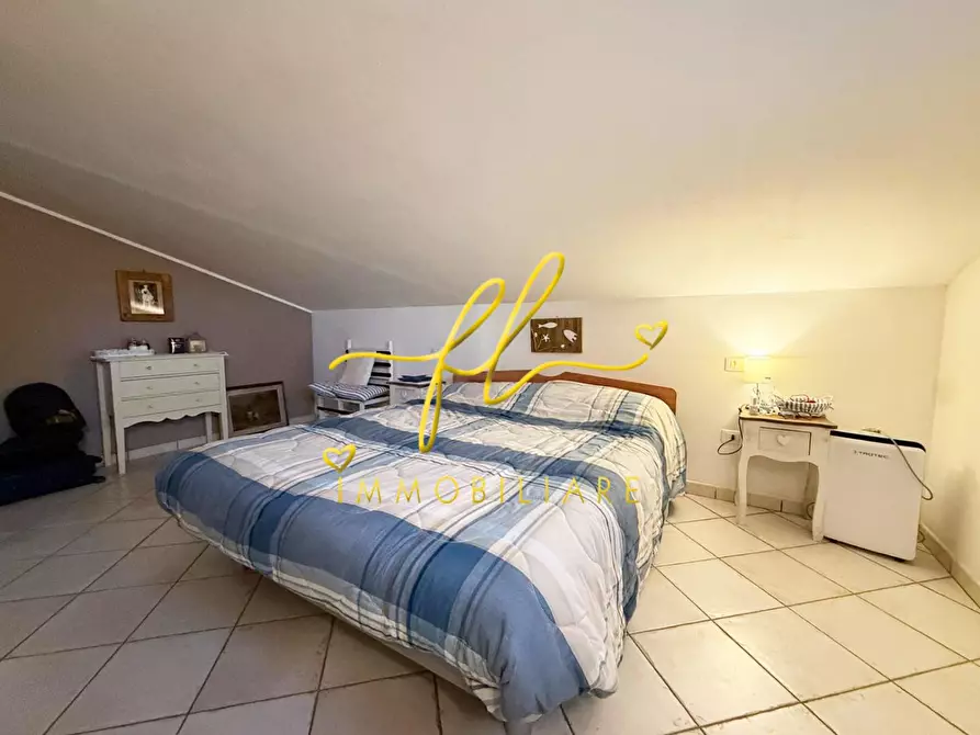 Immagine 10 di Appartamento in vendita  a Cecina