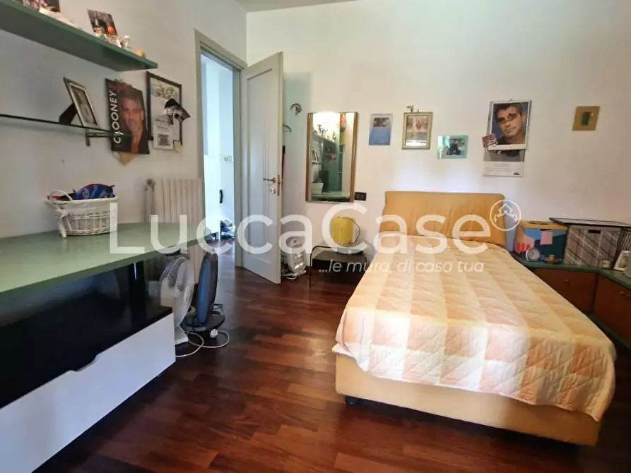Immagine 30 di Villa in vendita  a Capannori