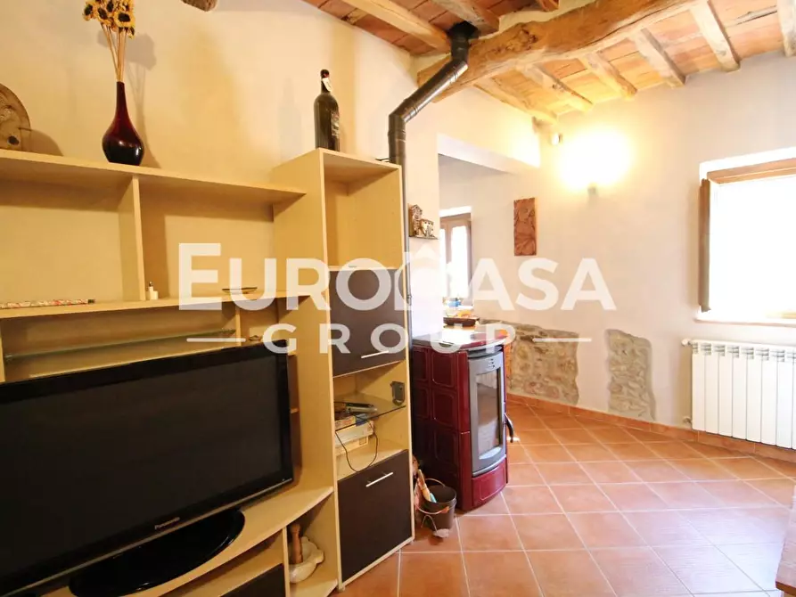 Immagine 27 di Villa in vendita  a Capannori