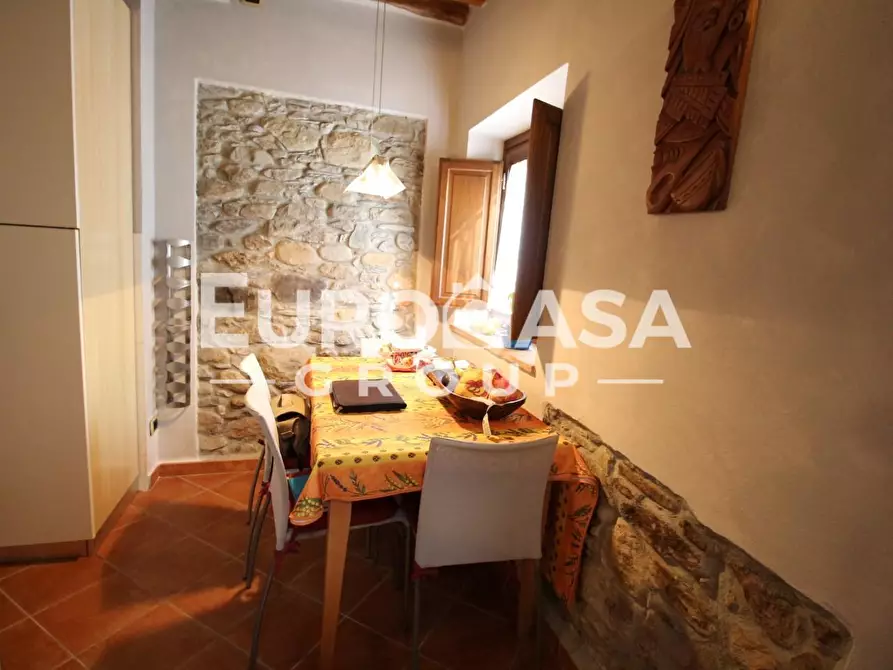 Immagine 24 di Villa in vendita  a Capannori