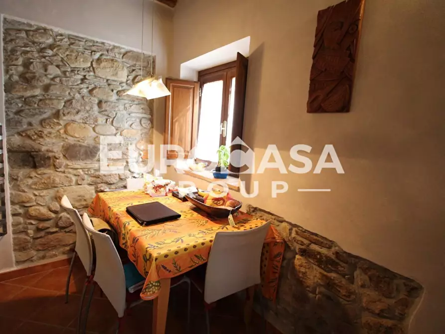 Immagine 30 di Villa in vendita  a Capannori