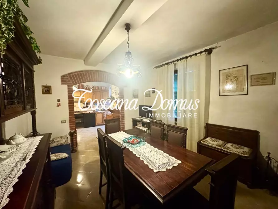 Immagine 7 di Appartamento in vendita  a Siena