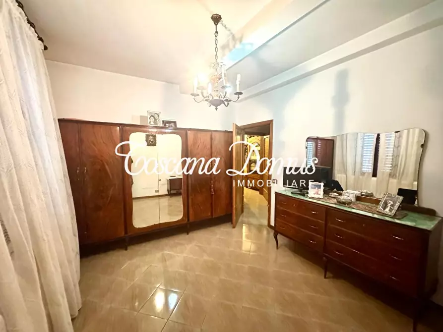 Immagine 13 di Appartamento in vendita  a Siena