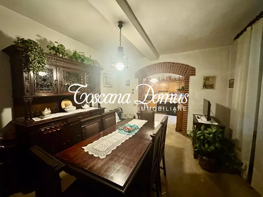 Immagine 8 di Appartamento in vendita  a Siena