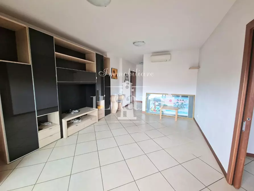 Immagine 2 di Appartamento in vendita  a Signa