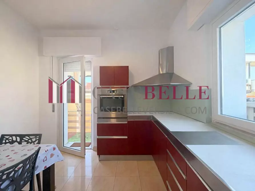 Immagine 5 di Casa indipendente in vendita  a Viareggio