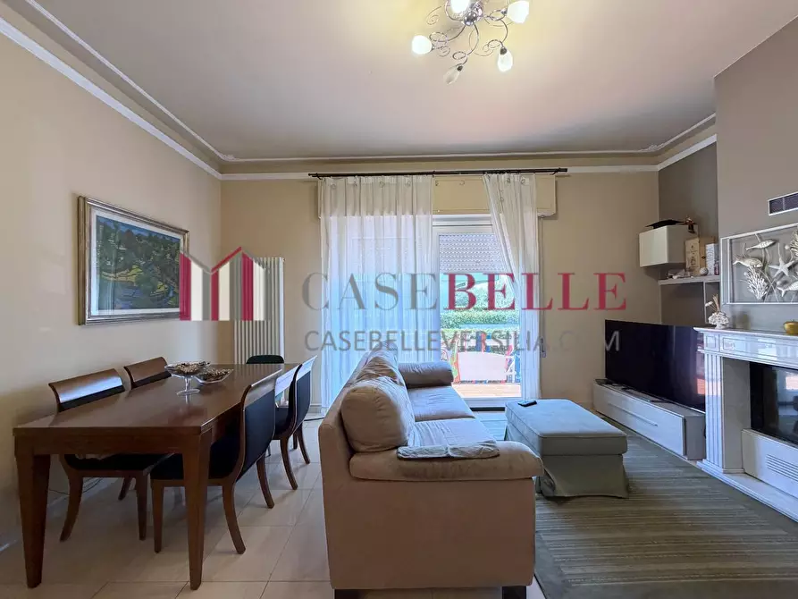 Immagine 9 di Casa indipendente in vendita  a Viareggio