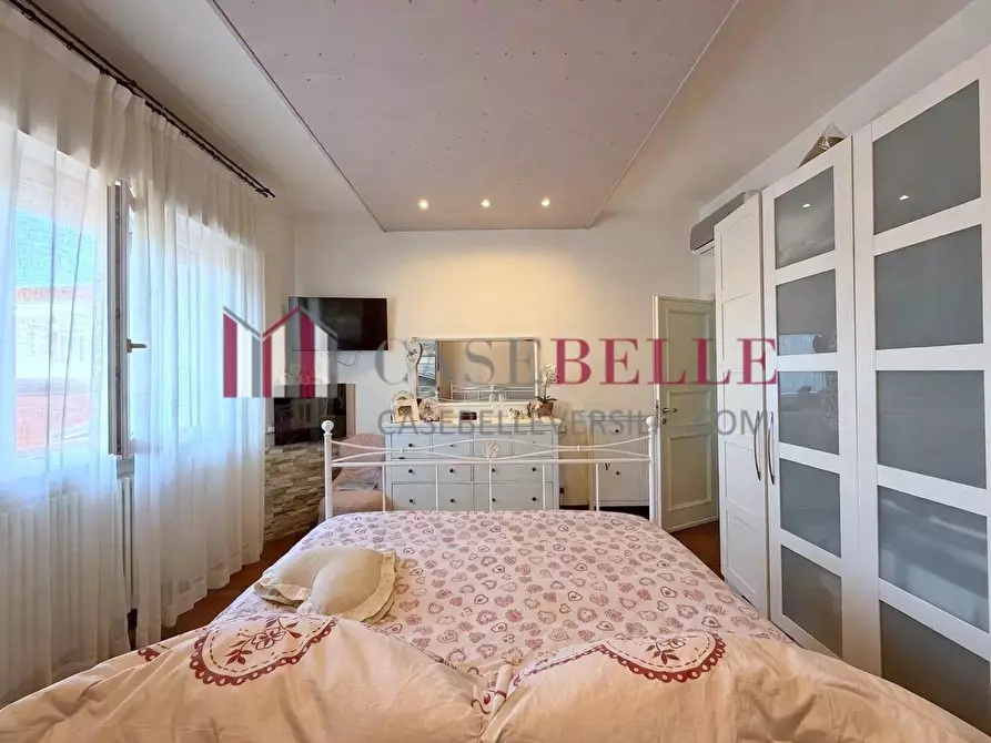 Immagine 24 di Casa indipendente in vendita  a Viareggio