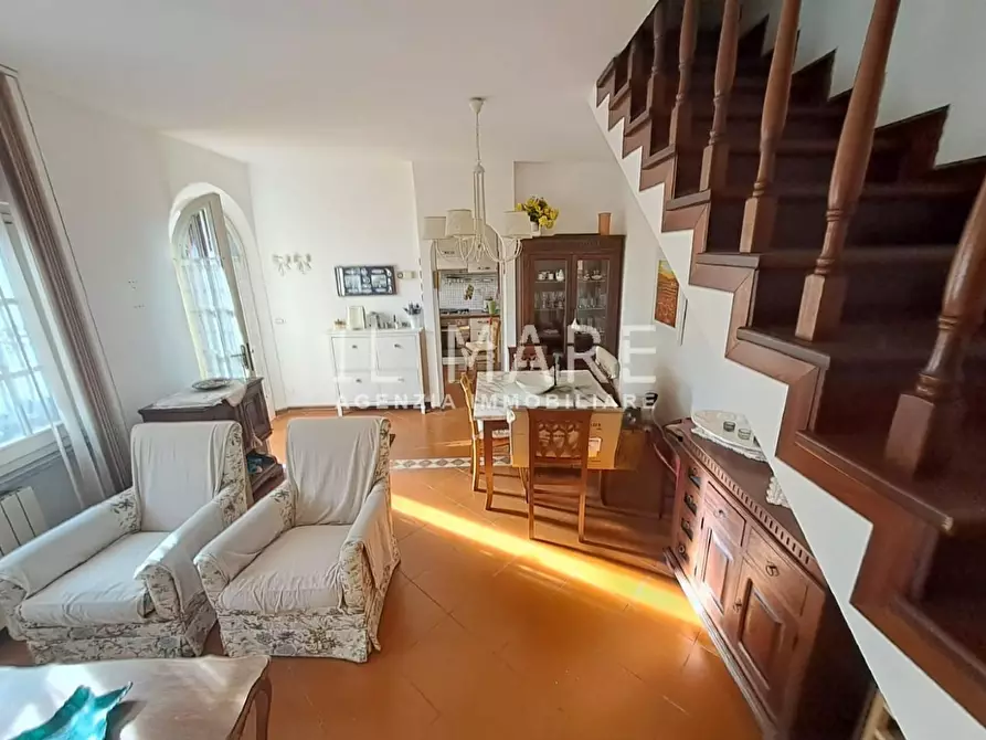 Immagine 6 di Villetta a schiera in vendita  a Massa