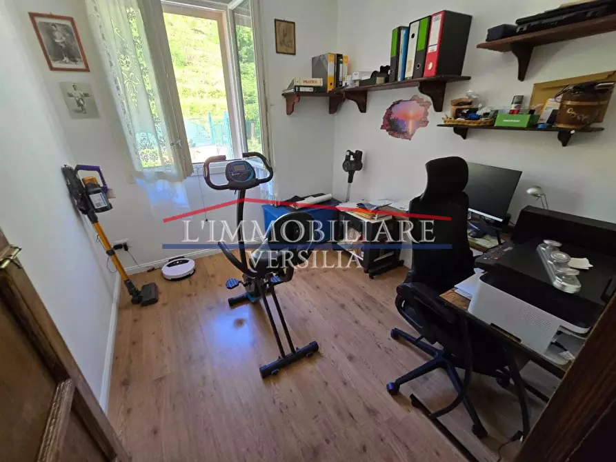 Immagine 15 di Casa indipendente in vendita  a Massa