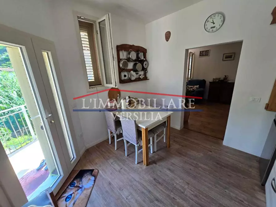 Immagine 8 di Casa indipendente in vendita  a Massa