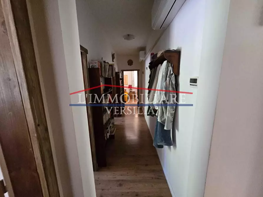 Immagine 11 di Casa indipendente in vendita  a Massa