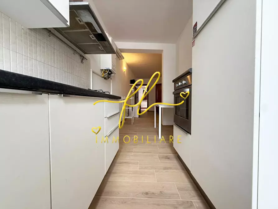 Immagine 9 di Appartamento in vendita  a Cecina