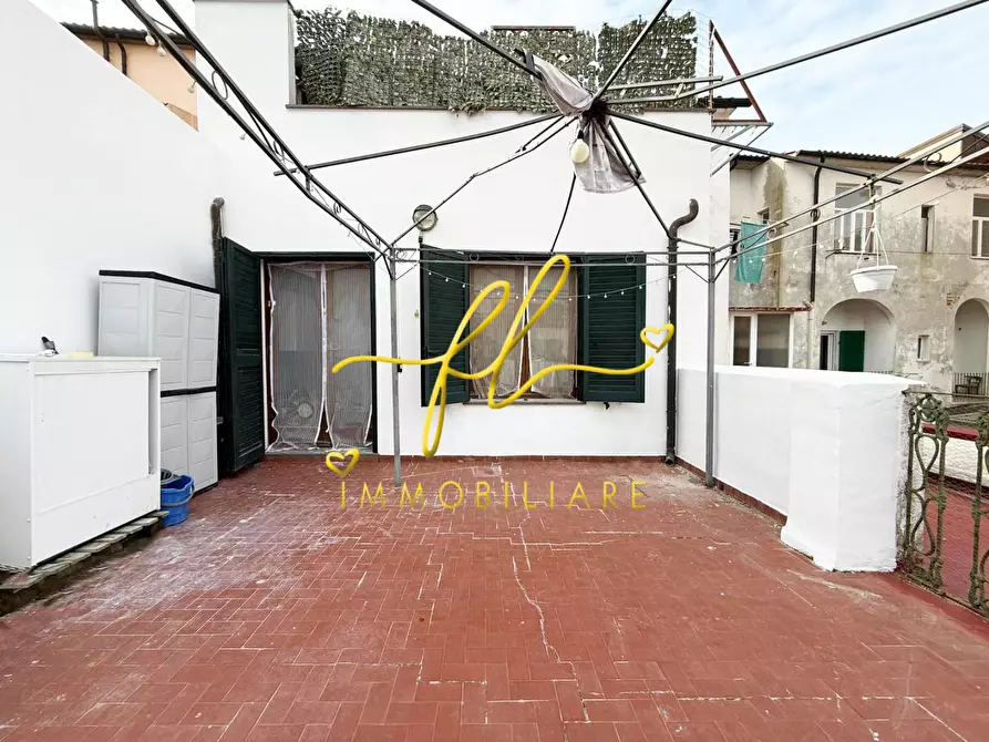 Immagine 4 di Appartamento in vendita  a Cecina