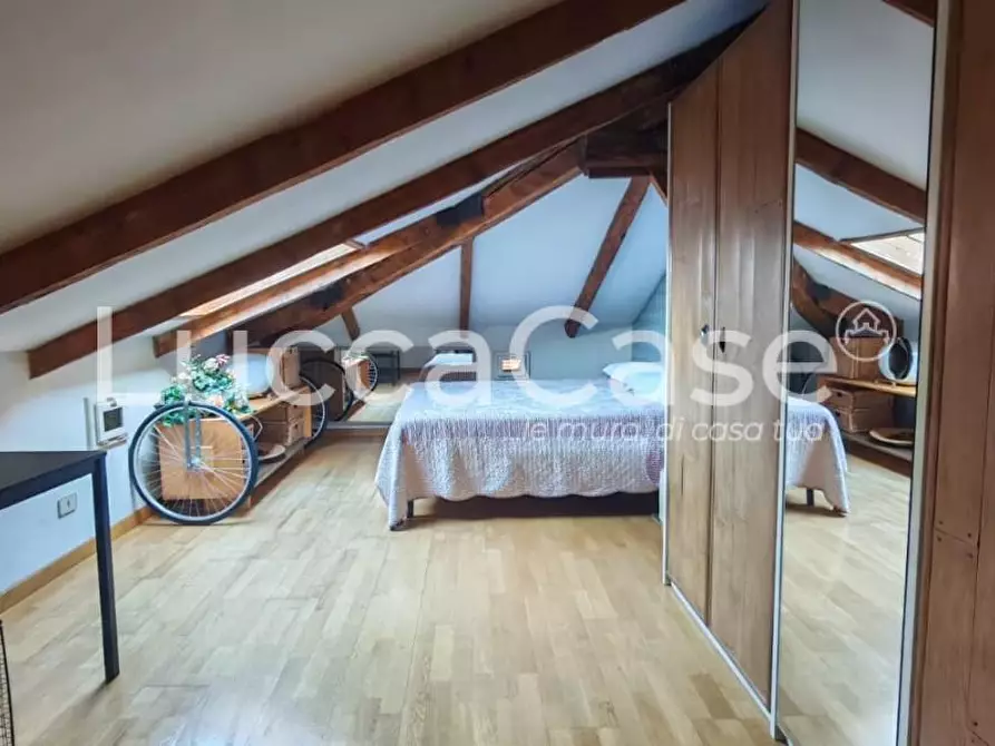 Immagine 7 di Appartamento in affitto  a Lucca