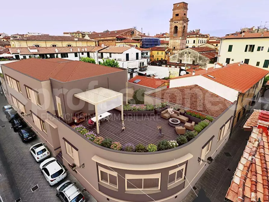 Immagine 1 di Appartamento in vendita  a Pisa