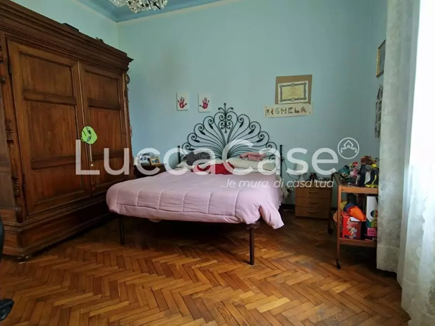 Immagine 16 di Villa in vendita  a Lucca