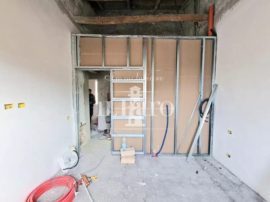 Immagine 7 di Terratetto in vendita  a Campi Bisenzio