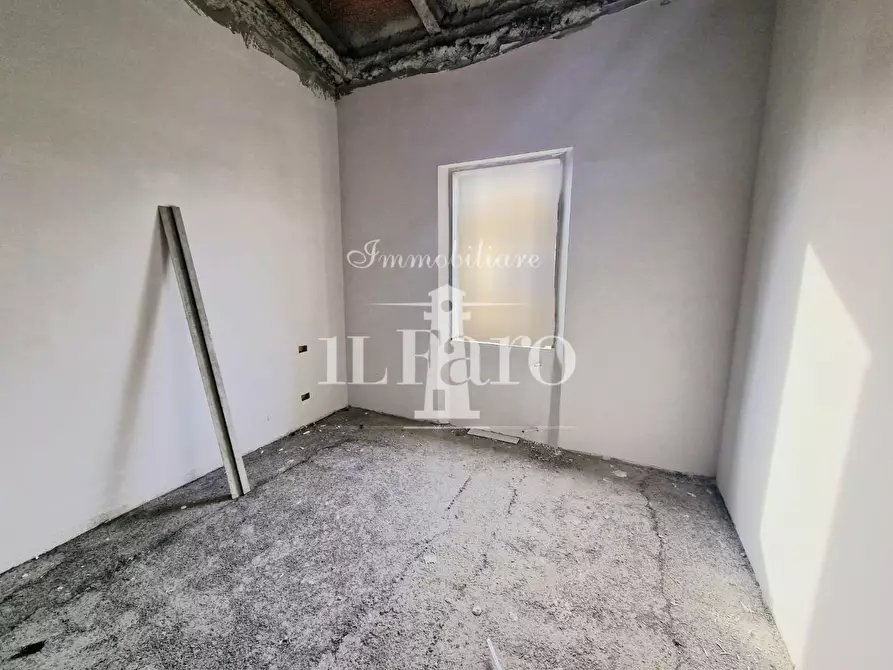 Immagine 17 di Terratetto in vendita  a Campi Bisenzio