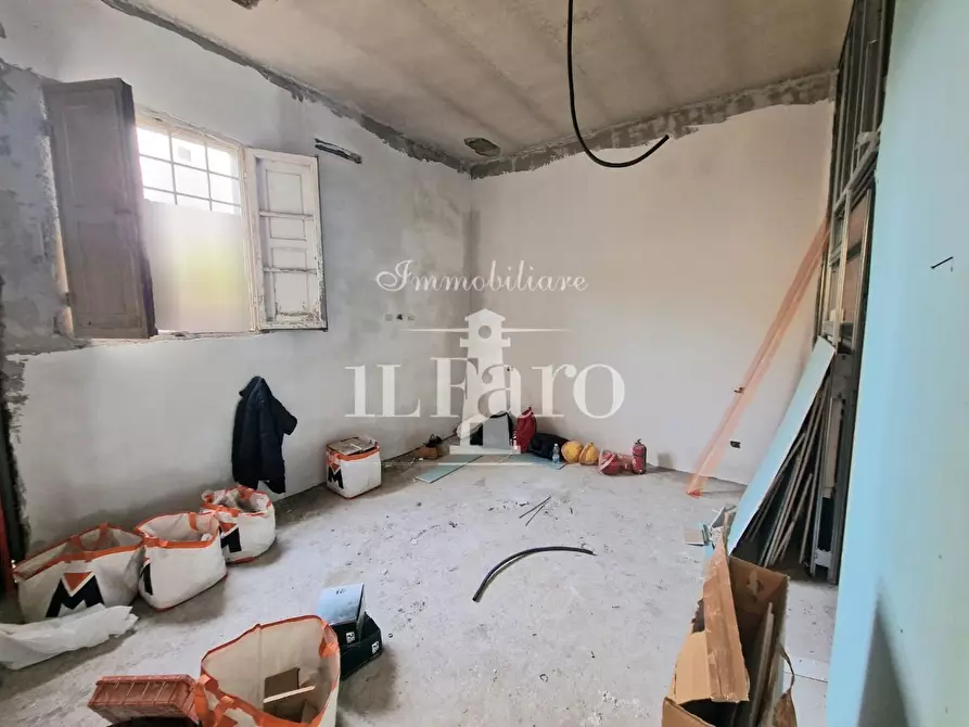 Immagine 11 di Terratetto in vendita  a Campi Bisenzio