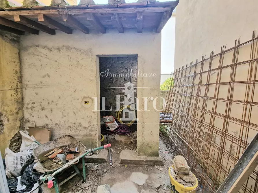 Immagine 21 di Terratetto in vendita  a Campi Bisenzio