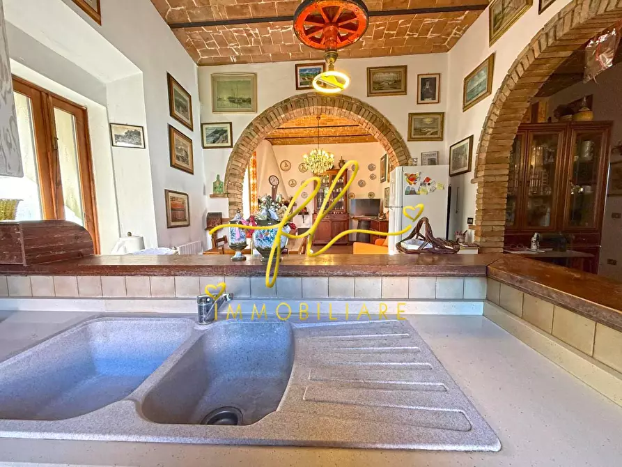 Immagine 15 di Appartamento in vendita  a Rosignano Marittimo