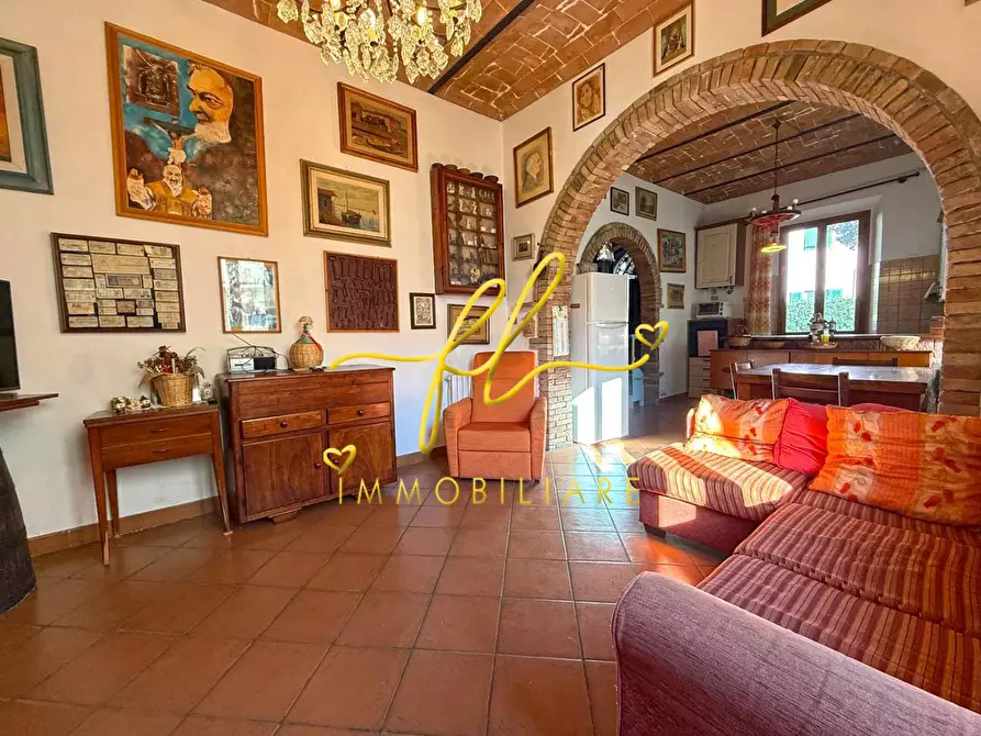 Immagine 5 di Appartamento in vendita  a Rosignano Marittimo