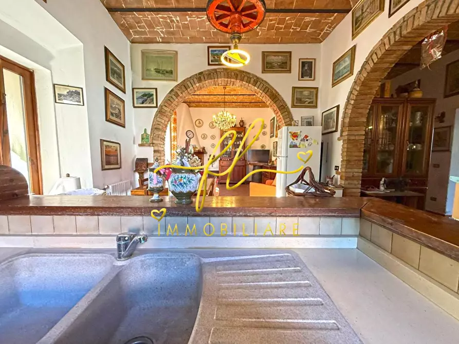 Immagine 13 di Appartamento in vendita  a Rosignano Marittimo