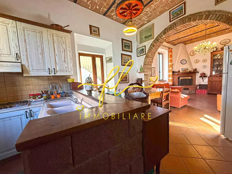 Immagine 12 di Appartamento in vendita  a Rosignano Marittimo